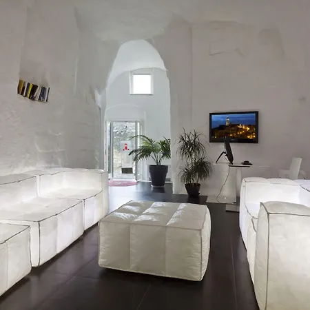 Basiliani Hotel