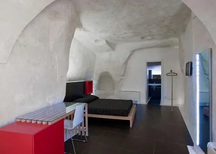 Basiliani 3* Ματέρα